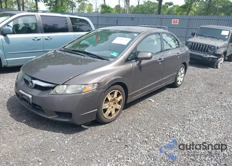 2010 Honda Civic Lx z USA, uszkodzony, nr VIN 2HGFA1F56AH559535